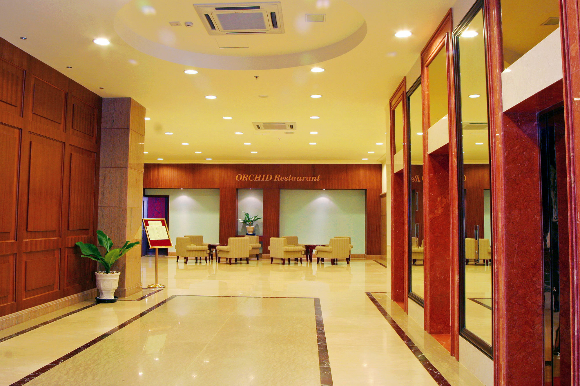 Saigon Dalat Hotel Екстериор снимка